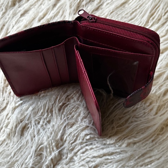 Women's Bifold Wallet in genuine pink and black Snakeskin - Picture 12 of 15